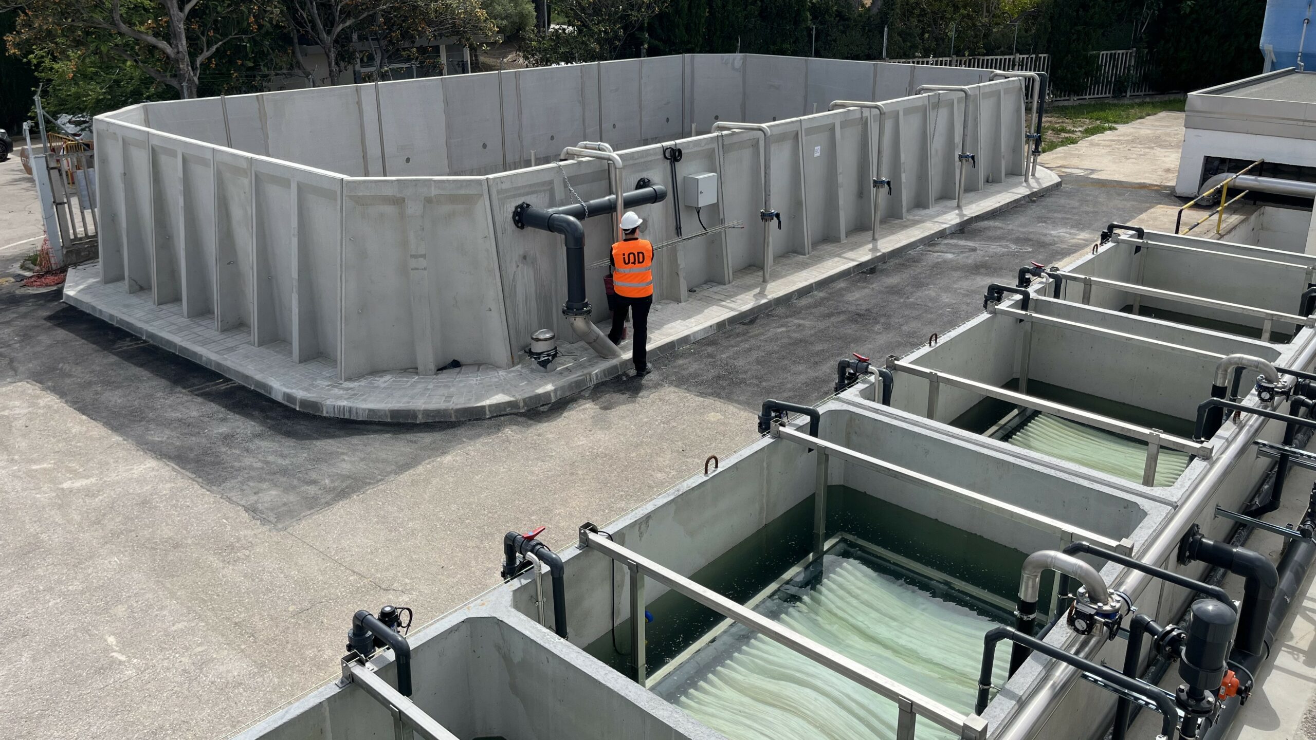Planta de tratamiento de aguas industriales para reciclado de plásticos diseñada por IQD Invesquia.